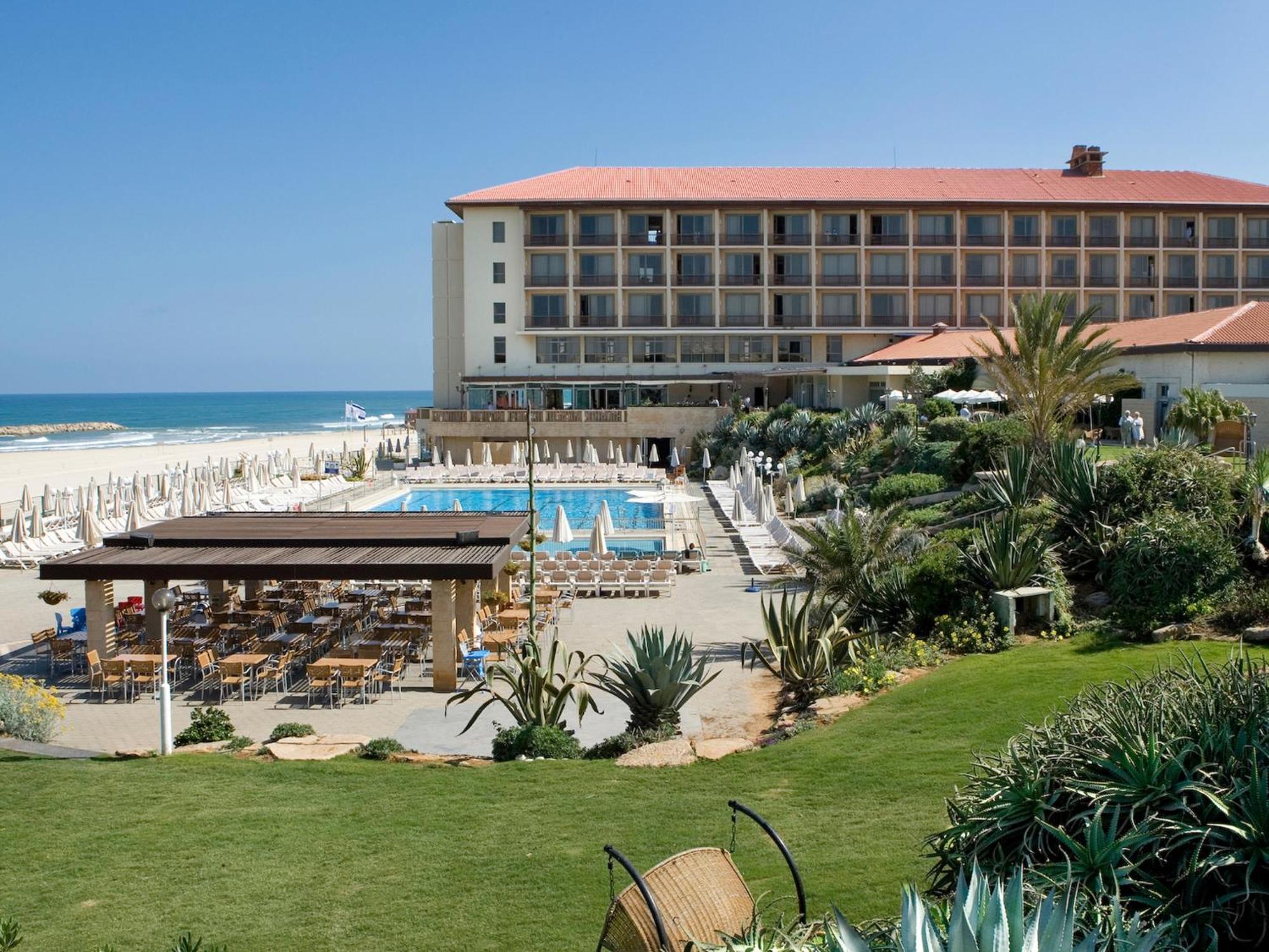 Dan Accadia Herzliya Hotel Exterior foto